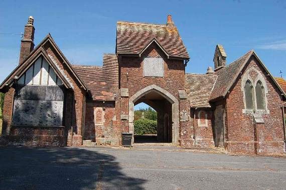Future of Teignmouth cemetery buildings unclear