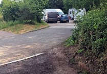 Travellers move into Hackney Marsh