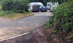 Travellers move into Hackney Marsh