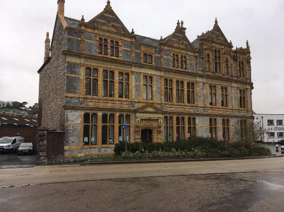 Volunteers and tech eyed to help maintain Devon's library service