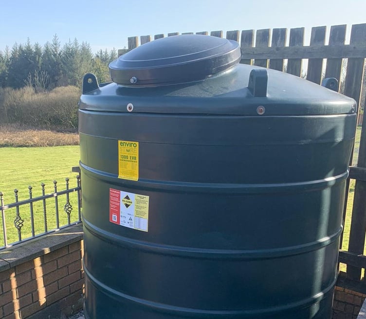 Oil tank heating oil