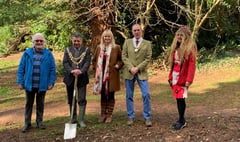 Teignmouth plants a tree to celebrate the Platinum Jubilee