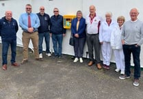 Heart attack survivor Nova donates defibrillator for townsfolk