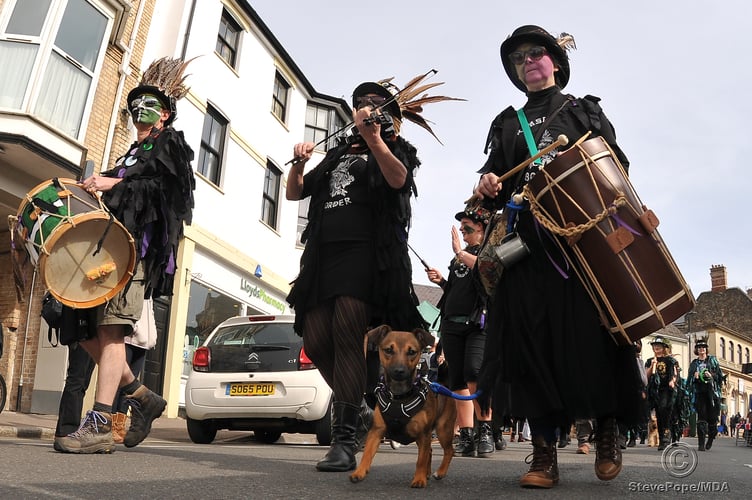 Photo: Steve Pope MDA300422E_SP011
Bovey Tracey. Green Man Festival celebrates the start of spring.