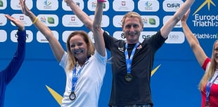 Teignmouth triathlete retains European title
