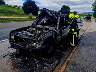UPDATE: Fire crews praise quick thinking driver 