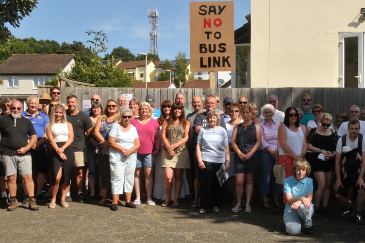 Residents opposing the Bradley Lane Bus Link