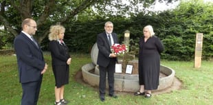 Town says it with flowers