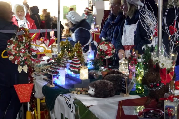 Victorian late night shopping in Newton Abbot on December 8.
Picture: NATC (2021).
