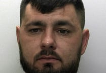 Knifeman gets extra jail for attacking police
