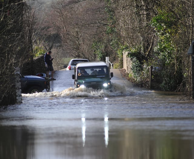 Cars rescued after night of heavy rain in Teignbridge