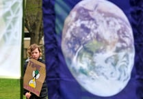 Bovey Earth Day rally promotes climate awareness