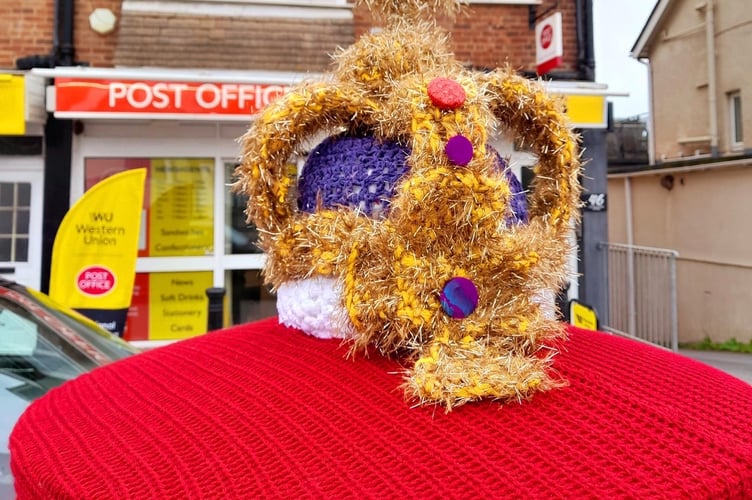 Knitty Nora Val Hempstock's Coronation creation