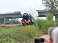 Flying Scotsman flies through Teignbridge