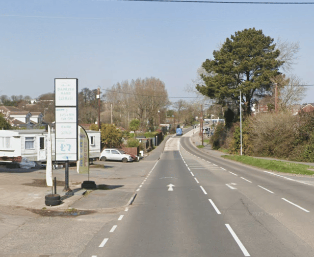 Dawlish drivers relieved as traffic lights removed