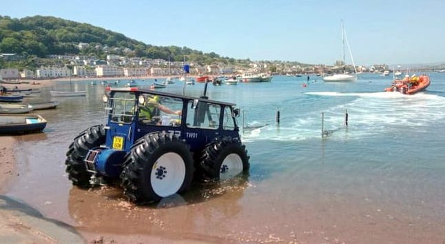 Teignmouth RNLI Lifeboat launches on a rescue mission.
Picture: Teignmout RNLI (May 2023)