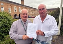 FIX IT... Hundreds sign Newton Abbot pothole protest petition