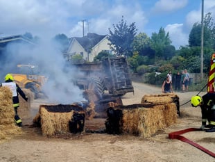 Quick-thinking firefighting limits hayfire damage