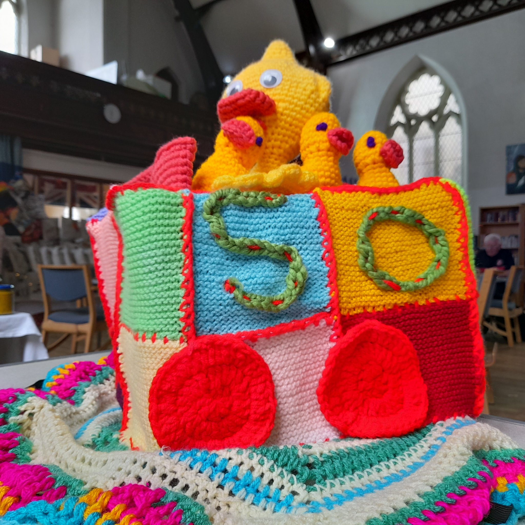 Knitty Noras not getting knotted!