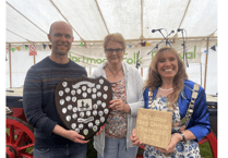 Matt steps up for sixth win at folk festival
