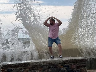 WATCH: Wow what a night... engineer on the run from big waves