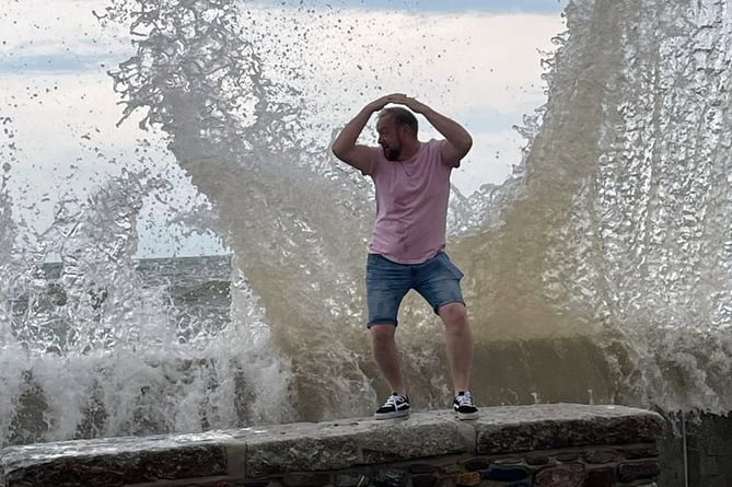 AS big waves pounded the Dawlish shoreline heating and plumbing engineer Matt Kimberley has shared this video of himself being caught by surprise at their ferocity.Matt said: ÔWow! What a night out in Dawlish.Õ(17-8-23)