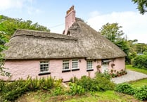 "Quintessential chocolate box" cottage for sale has estuary views 