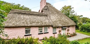"Quintessential chocolate box" cottage for sale has estuary views 