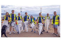 Absolute-ly fabulous community effort by Dawlish folk at beach clean