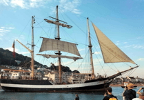Teignmouth welcomes Pelican into port