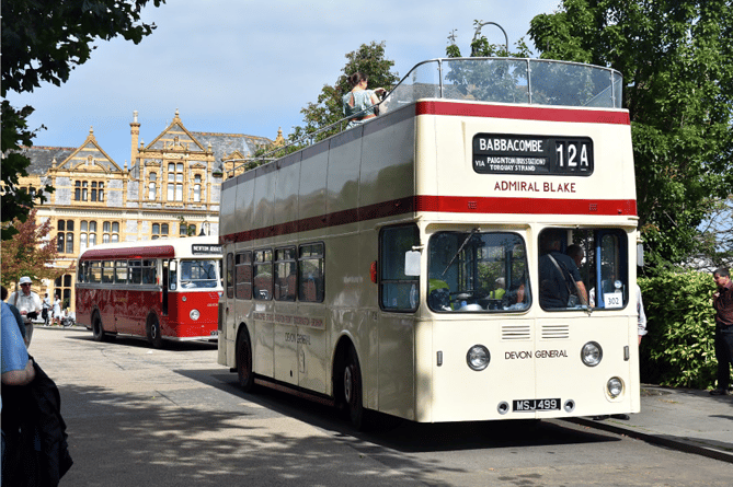 Vintage buses in Newton Abbot