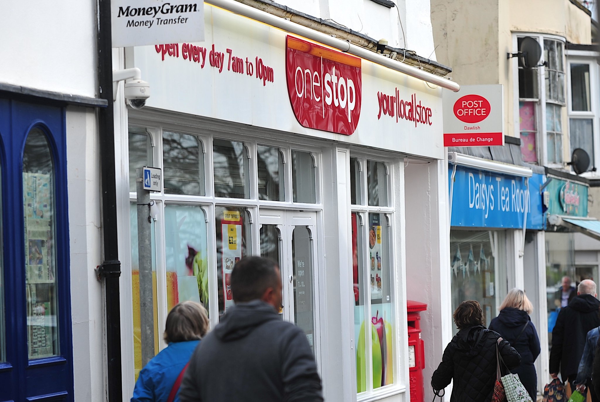 Post office due to reopen after staffing problems 