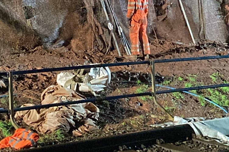 Engineers working on cliffs between Dawlish and Holcombe