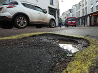 Devon County Council to trial pothole 'repair blitz' 
