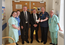 Newton Lodge 6129's gift to local hospital cancer ward 
