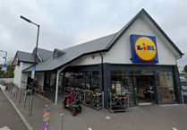 Supermarket chain eyes two Teignbridge towns for new stores
