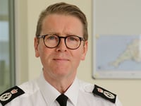 Suspended chief constable retires