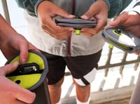 School to introduce lockable mobile phone pouches
