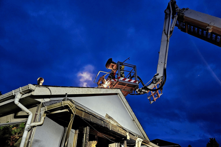 Fire crews tackle 'well developed' house fire in Totnes