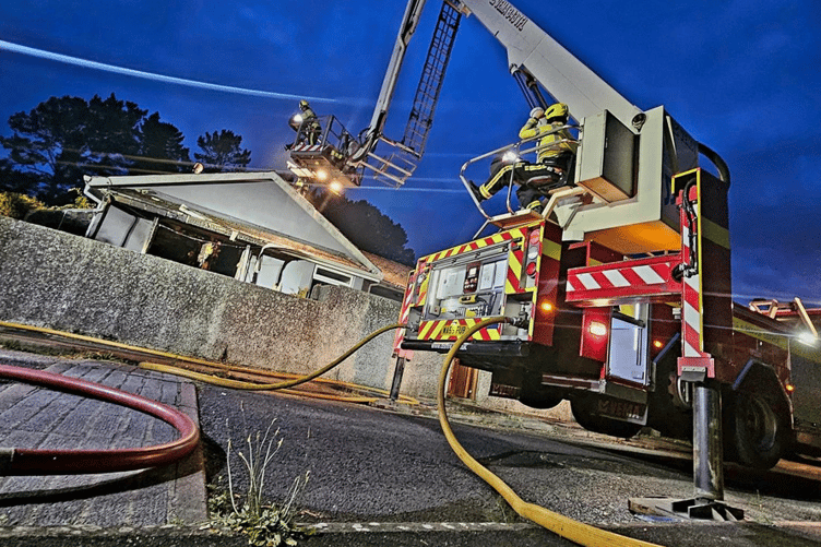 Fire crews tackle 'well developed' house fire in Totnes