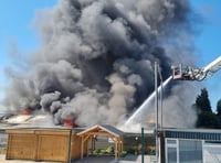 Garage owners thank firefighters who tackled blaze 