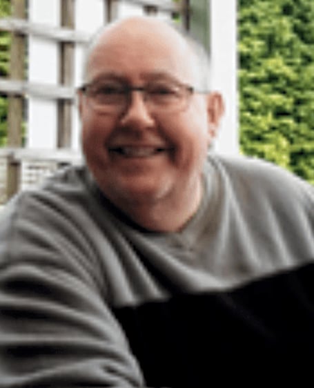 Kenneth Hinkley