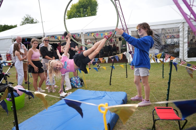 Dawlish Celebrates Carnival.  Photo: Bob Simpson