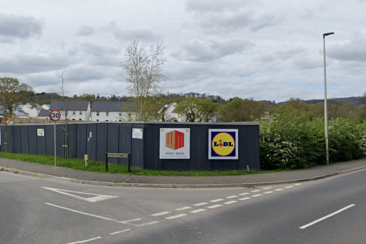 Bovey Tracey's first supermarket opens on December 5