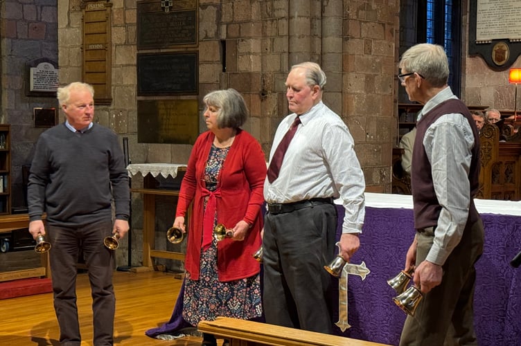 Lamerton Handbell Ringers performed Queens peal. AQ 9966
