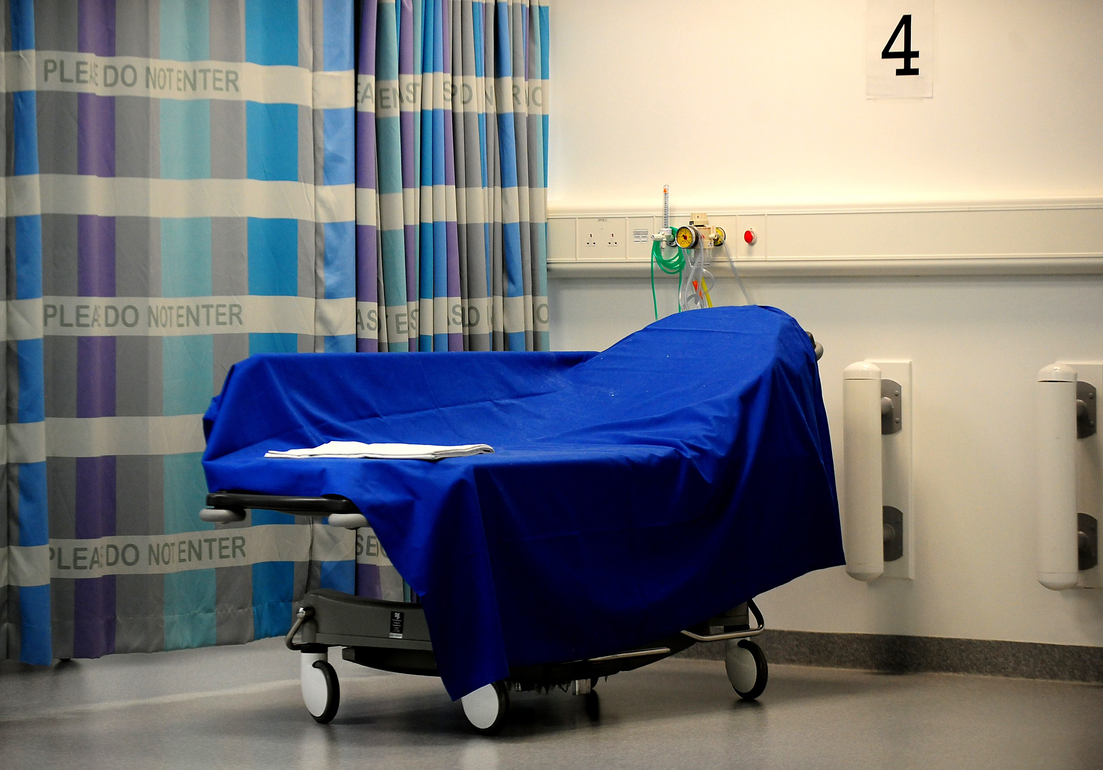 Single-sex ward rule broken almost 1,000 times at the Royal Devon University Healthcare Trust