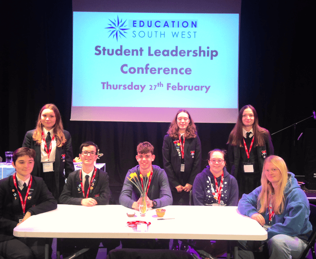 Teignbridge students attend leadership conference 