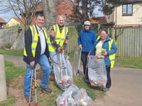 Starcross leads Great British Spring Clean