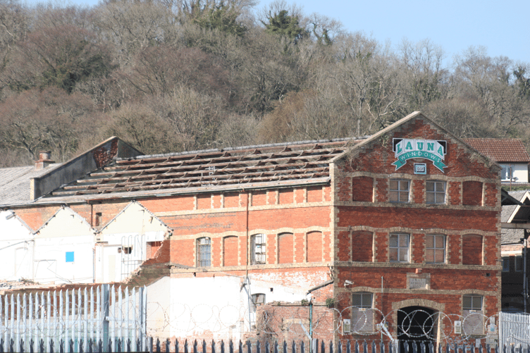 Work appears to have started on the former Launa Windows building