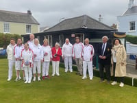 Local councillor kickstarts a new bowling season